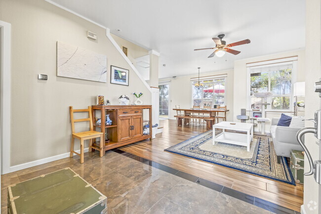 Building Photo - 91-1087-1087 Maulihiwa St Rental