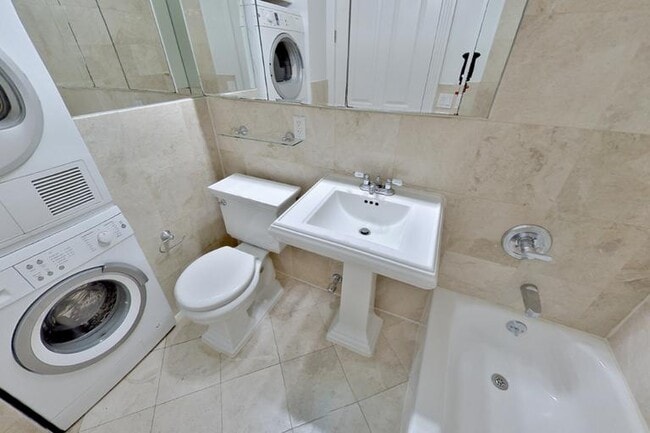 Photo - 47 1/2  E 1st Street (2nd & 1st Ave), #3R Unit 3R