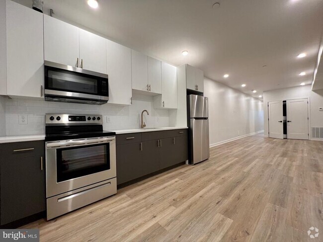Building Photo - 3849 N Broad St Rental