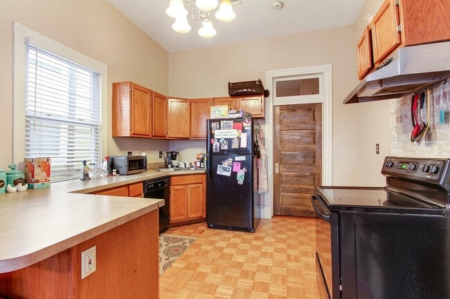 Photo - 7916-18 Hickory Unit 7916
