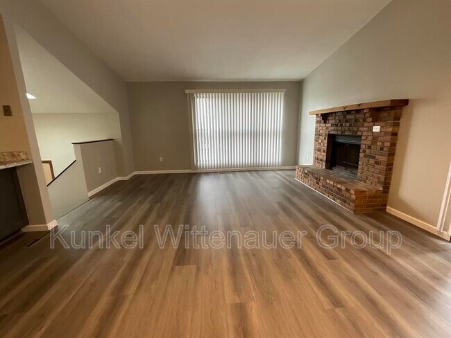 Photo - 158 Marion Dr