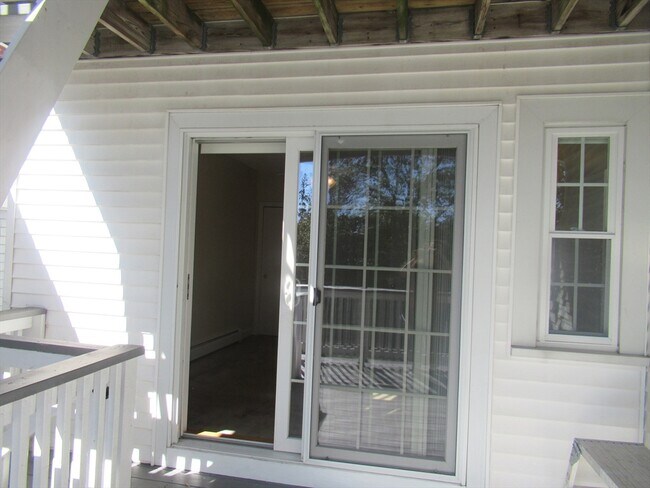 Building Photo - 55 Prospect St Unit 2