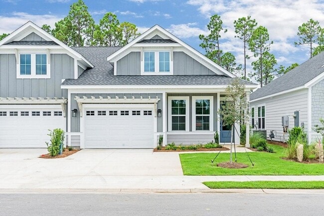 Photo - 299 Suwannee Dr