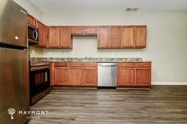 Photo - 2025 Marlin Dr