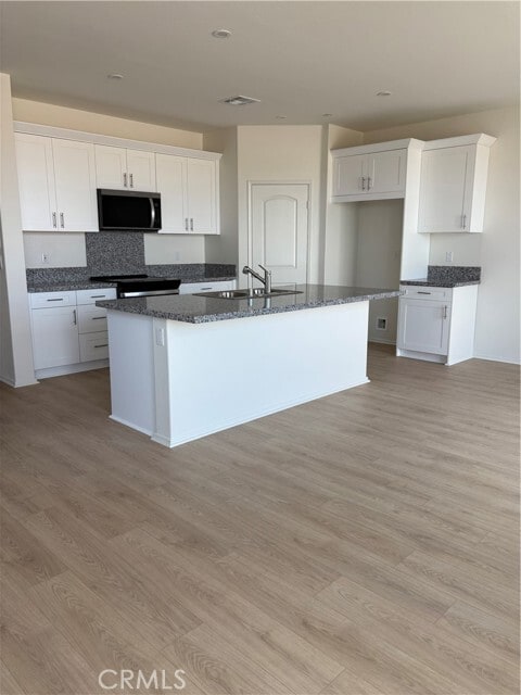 Photo - 13608 Flying Cloud Wy