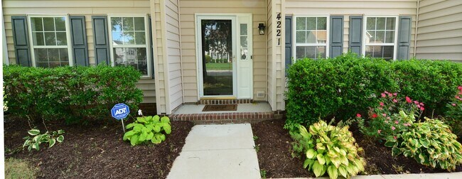 Photo - Renovated home with Sunroom!
