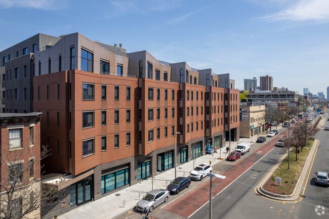 Exterior alternativo - 55 BRIGHTON AT PACKARD CROSSING