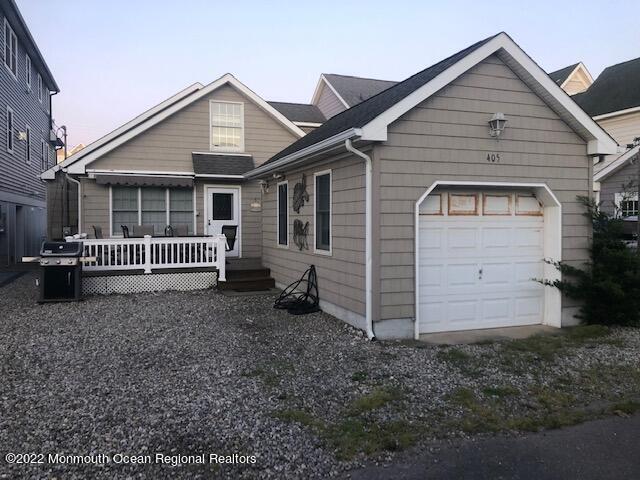 Photo - 405 1st Ave