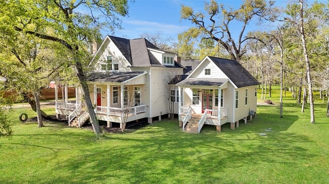 Photo - 20802 Pecan Bend Rd