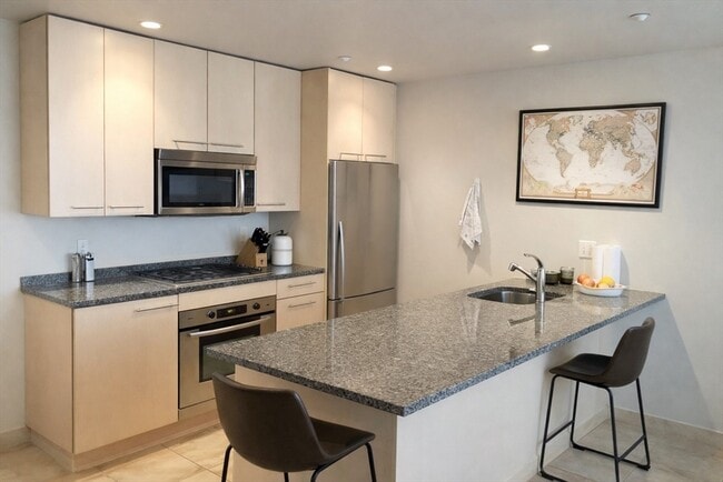 Building Photo - 35 Fay St Unit 315