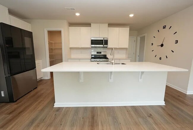 Photo - 1338 Woodhouse Dr