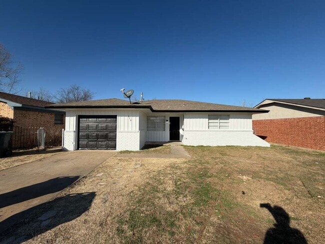 Building Photo - 329 NW 86th St