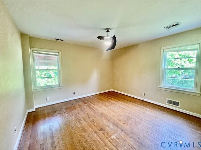 2306 Larkwood Rd