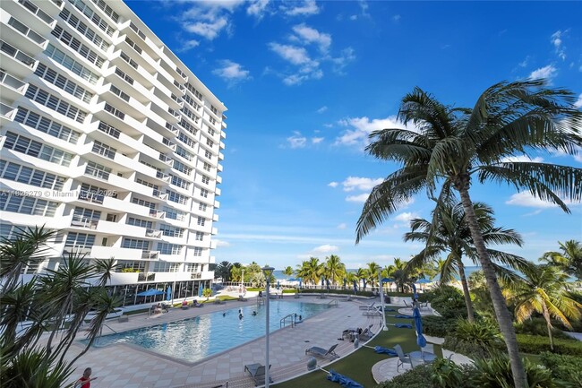 Photo - 100 Lincoln Rd Condo Unit 315