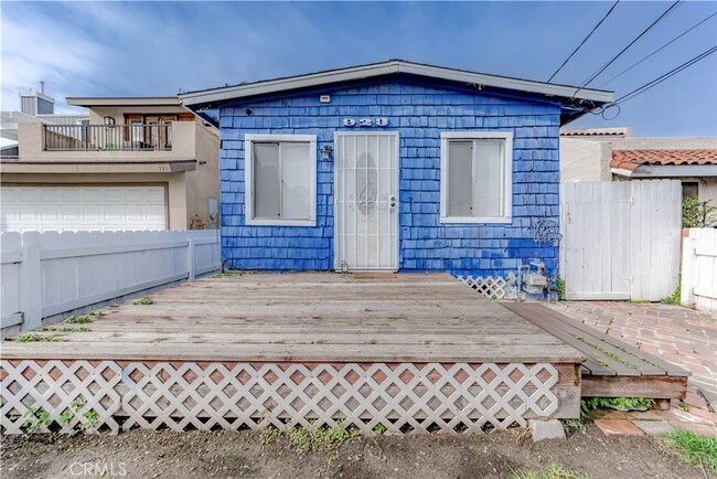 Photo - 923 Alabama St