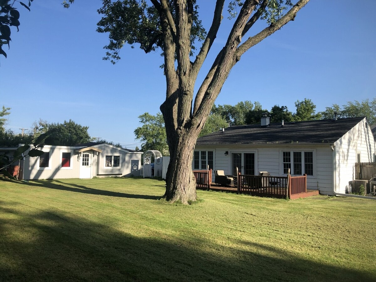 Photo - 907 W Washington Ave