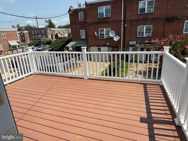 Photo - 345 Stevens St