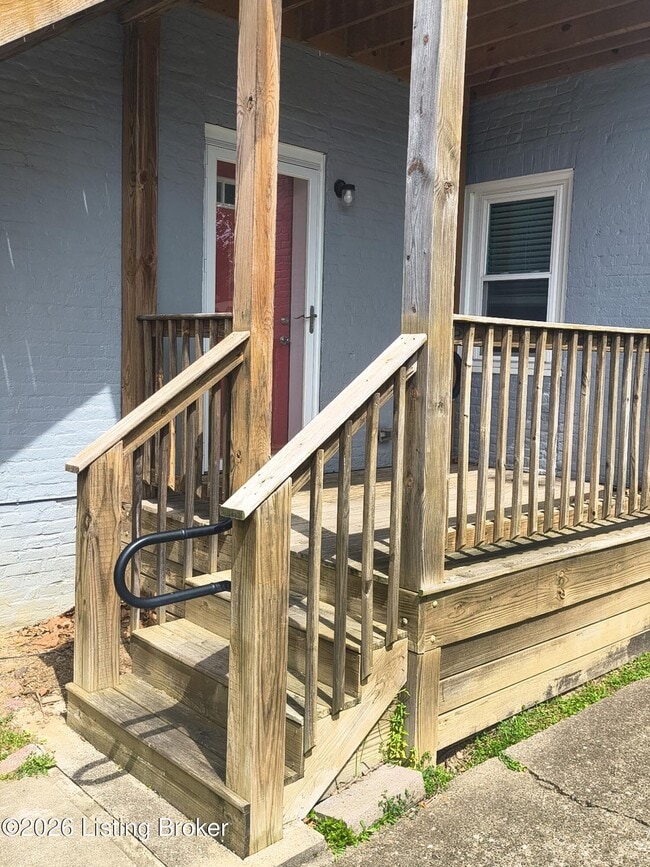 Building Photo - 1211 Lexington Rd Unit 1