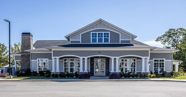 Photo - Holly Springs Place Apartments