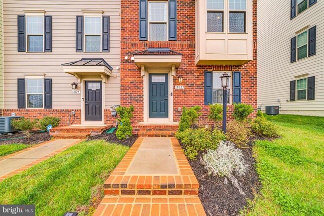 Photo - 18127 Red Mulberry Rd Townhome