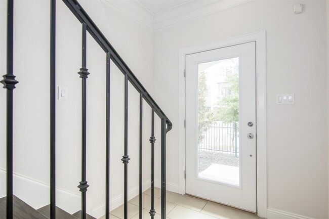 Photo - 1508 Johnson St