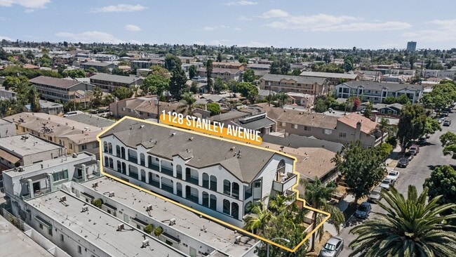 Photo - 1128 Stanley Avenue
