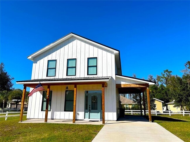 Photo - 22229 Carson Dr