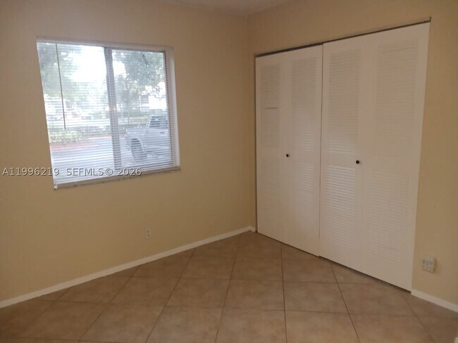 Photo - 3500 Gateway Dr Unit 106