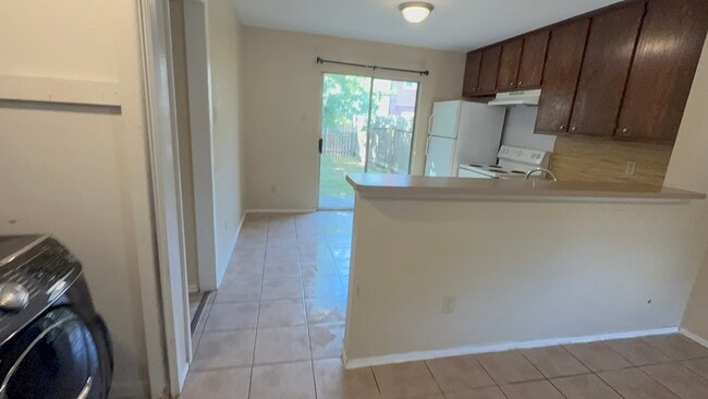 Photo - 315 Manuel Dr Unit A
