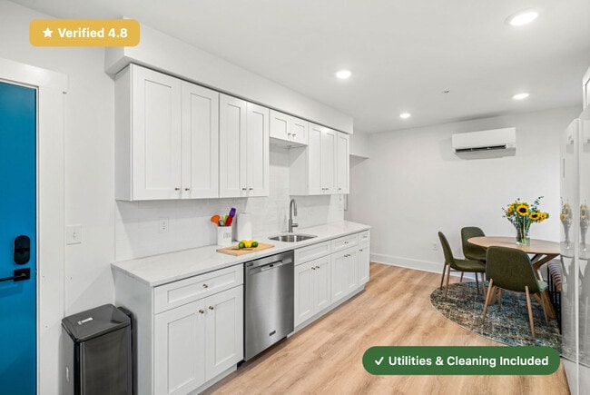 Photo - New RoostUp Furnished Private Bedroom with Ensuite Bath in Somerville, Boston!