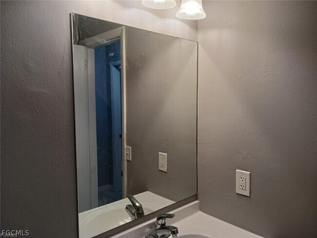 Photo - 7263 Buchanan Rd