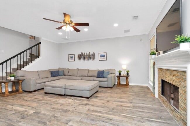 Photo - 10007 Hickory Trail Ln
