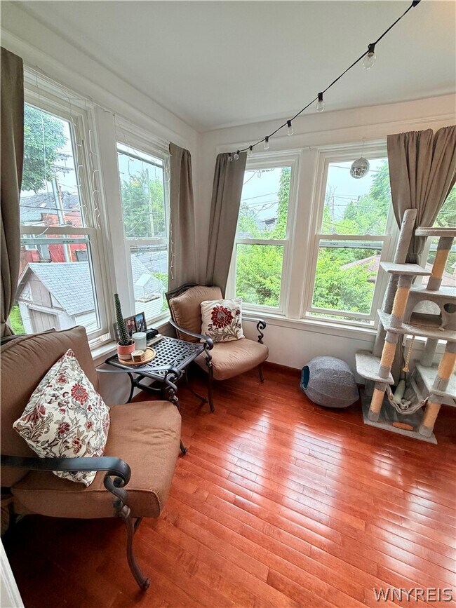 Photo - 579 W Delavan Ave