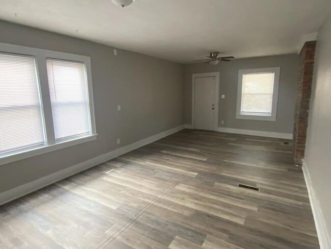 Photo - Large 2 Bedroom Duplex in prime location W... Unit 1469 Grant