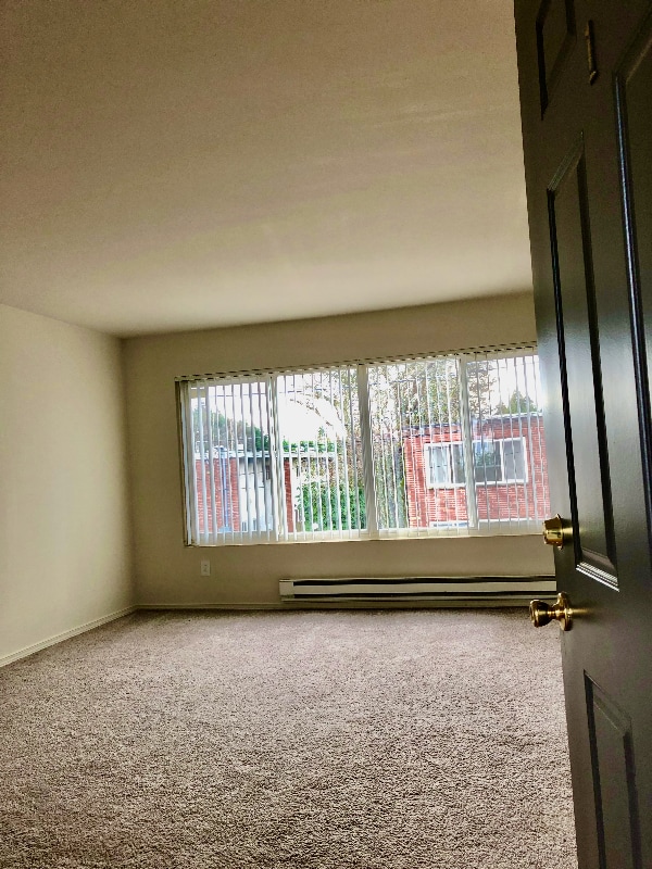 Photo - 3604 NE 73rd Pl