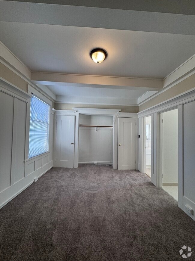 Building Photo - 1490 Pine St Unit 2 Rental