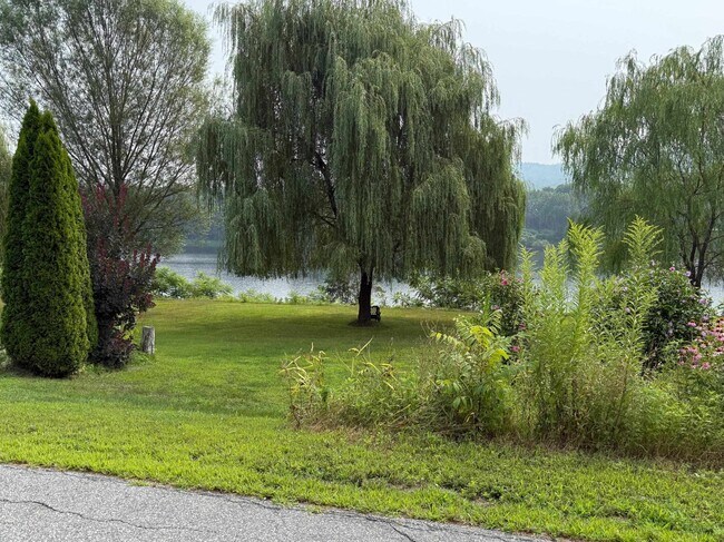 Photo - 646 Old Connecticut River Rd Casa