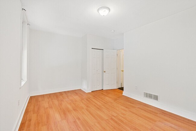 Photo - 1614 N Gratz St