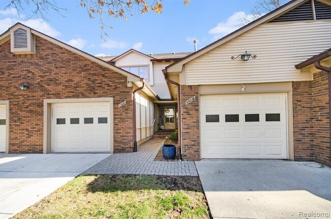 Photo - 35020 Hidden Cove Ct