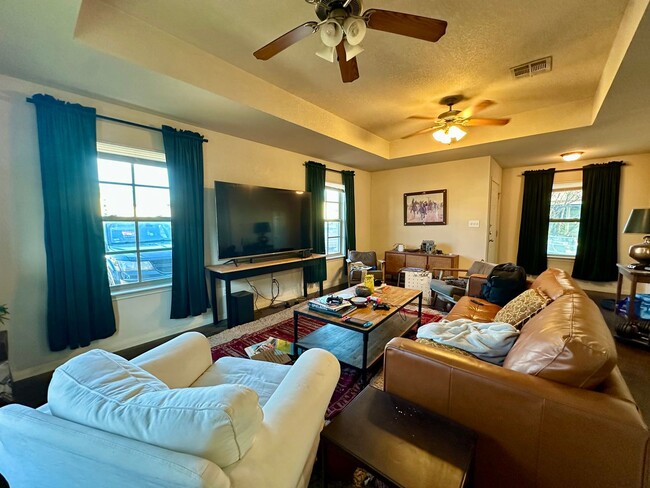 Photo - Taylors Crossing 2302 Unit B