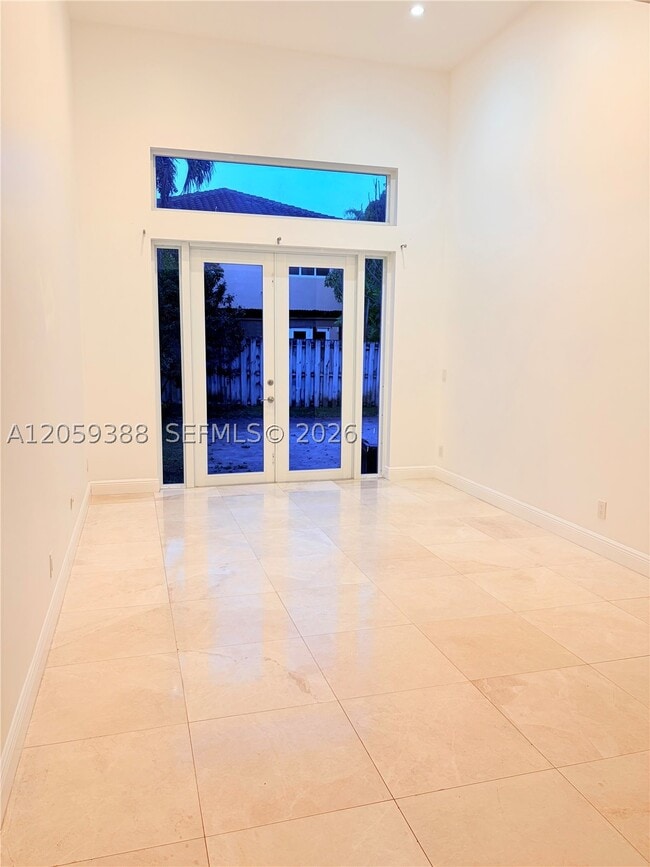 Photo - 1581 SW 106th Ave