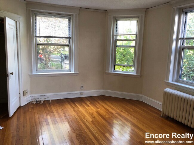 Photo - 114 Riverway Unit 1