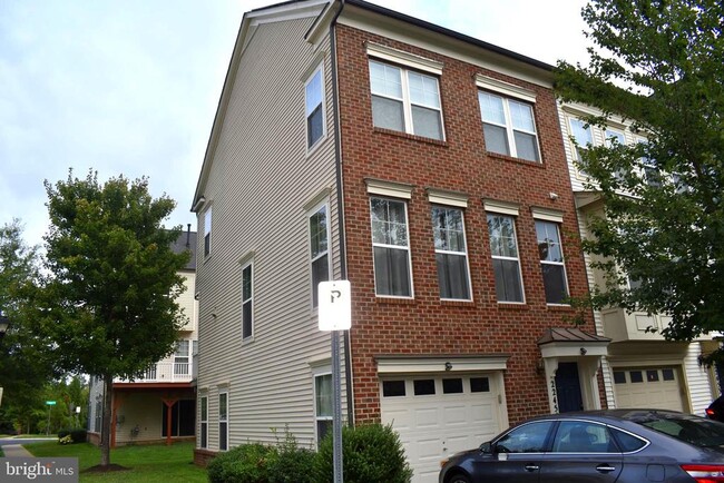 Building Photo - 22455 Glenbow Way Rental