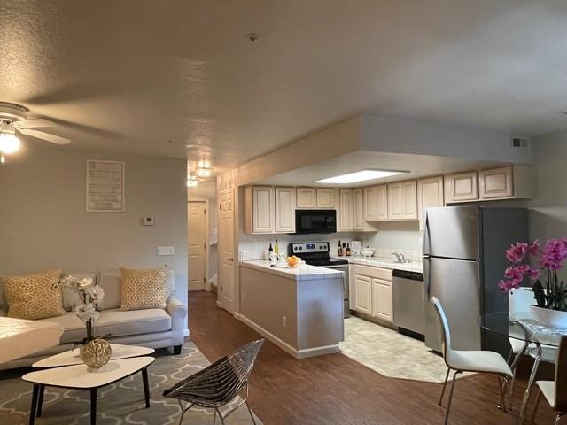 Photo - 1154 Reed Ave Condo