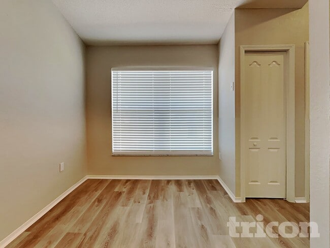 Photo - 3034 Wentworth Pl