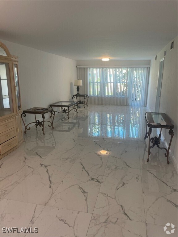 Building Photo - 4060 Ice Castle Way Unit 3 Rental
