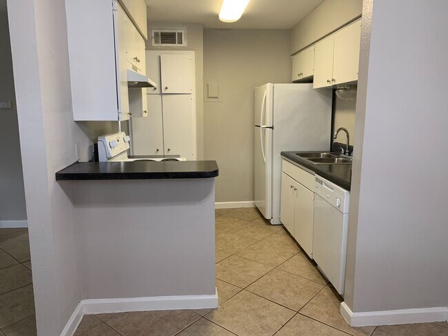 Verano at the Heights Apartments