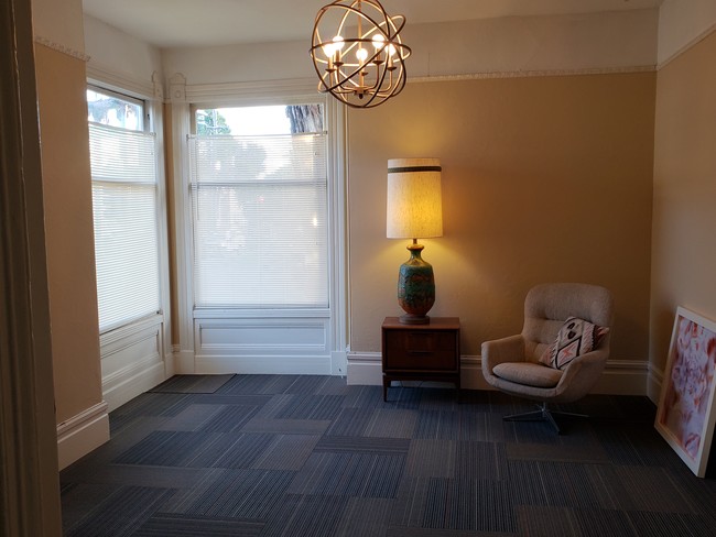 Building Photo - 448 Foothill Blvd Unit -