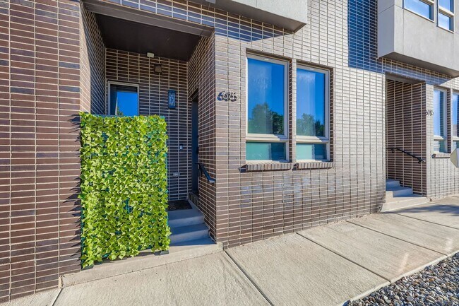 Photo - Modern 2bed/2 Bath in the Heart of Denver!