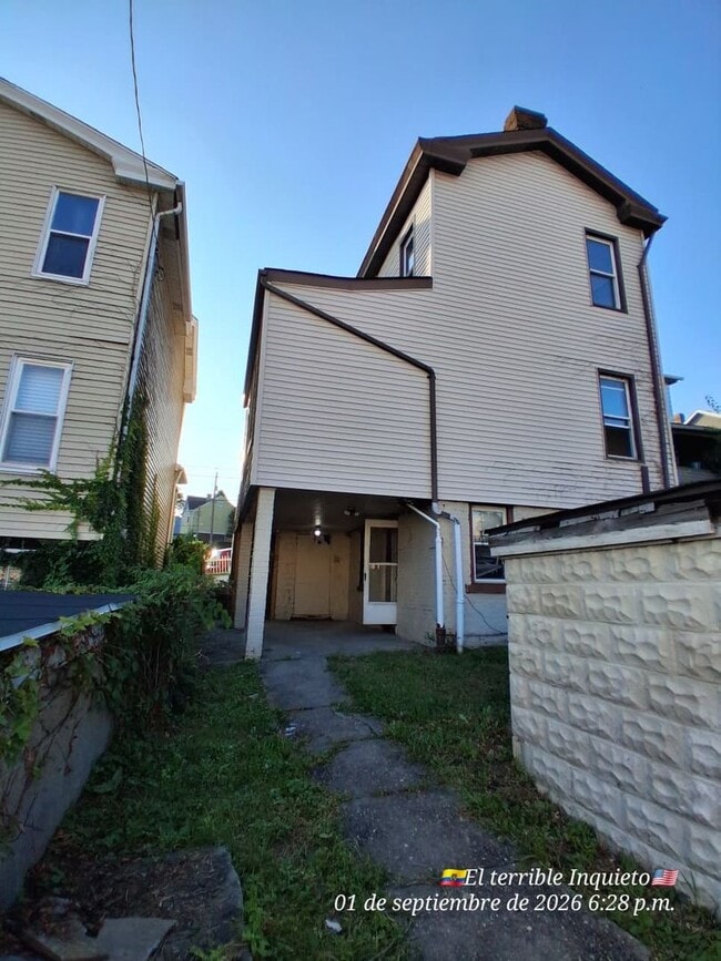 Photo - 122 Amanda Ave